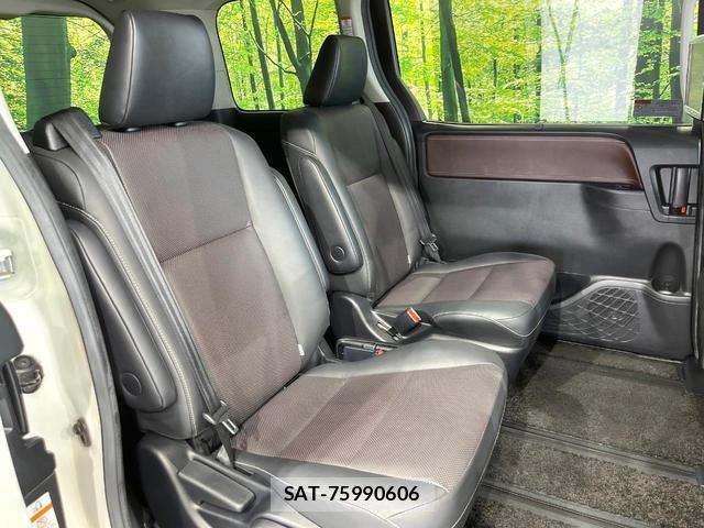 Toyota ESQUIRE 2015-09 8549501-8