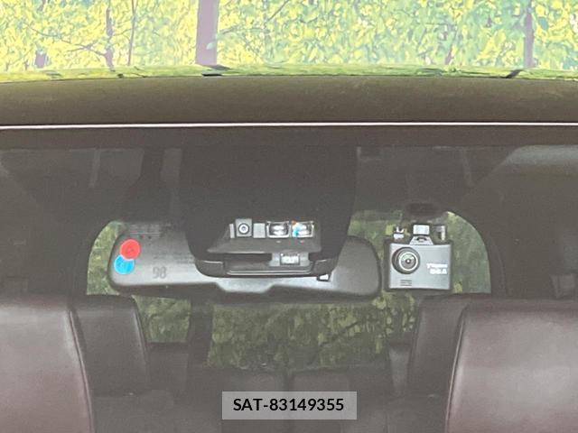 Toyota ESQUIRE 2019-03 8549593-4