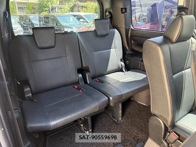 Toyota ESQUIRE 2017-05 8552148-13
