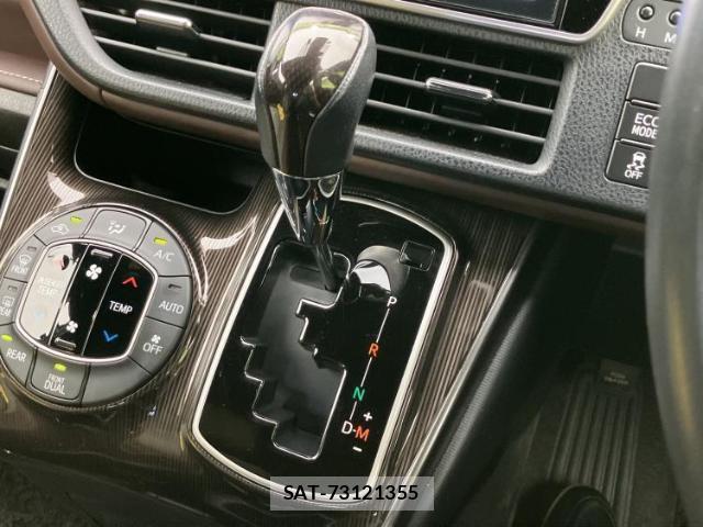 Toyota ESQUIRE 2017-12 8552575-17