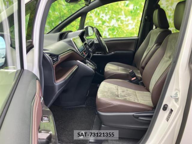 Toyota ESQUIRE 2017-12 8552575-6