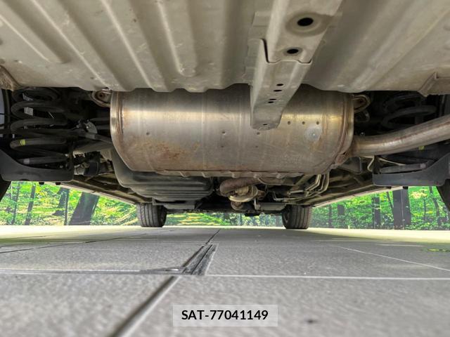 Toyota ESTIMA 2017-09 8546866-18
