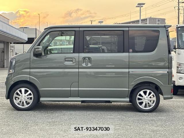 Suzuki EVERY WAGON 2025-11 8546161-1