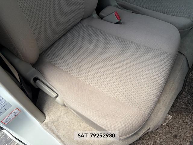 Suzuki EVERY WAGON 2023-11 8546401-16