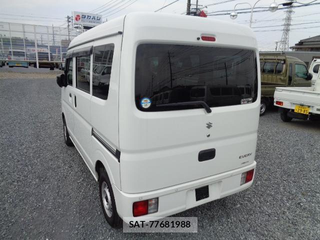 Suzuki EVERY 2022-05 8547322-19