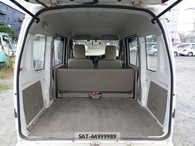 Suzuki EVERY 2012-07 8547571-5