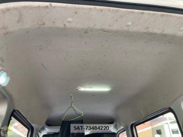 Suzuki EVERY 2017-11 8547572-10