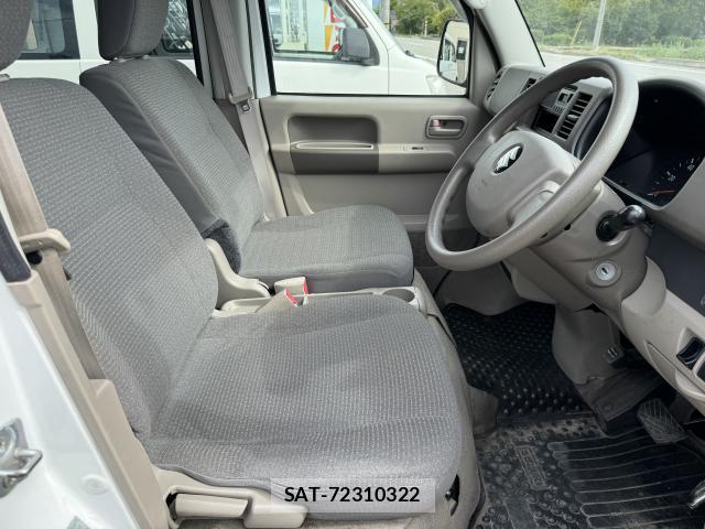 Suzuki EVERY 2013-05 8548704-11