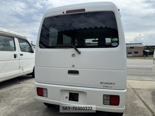 Suzuki EVERY 2013-05 8548704-6