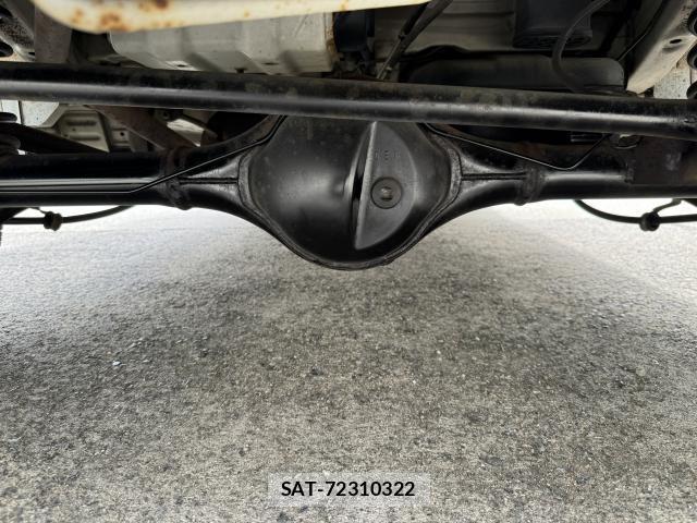 Suzuki EVERY 2013-05 8548704-7