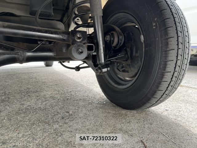 Suzuki EVERY 2013-05 8548704-8