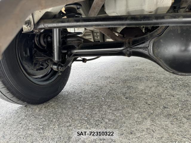 Suzuki EVERY 2013-05 8548704-9