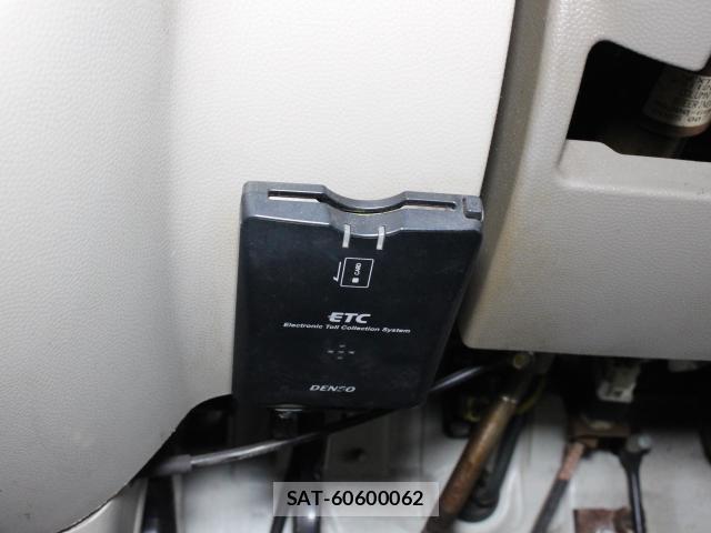 Suzuki EVERY 2010-06 8548731-11