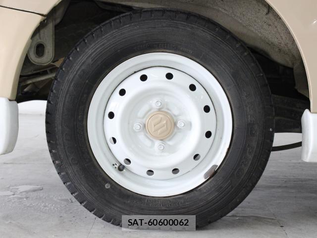 Suzuki EVERY 2010-06 8548731-13