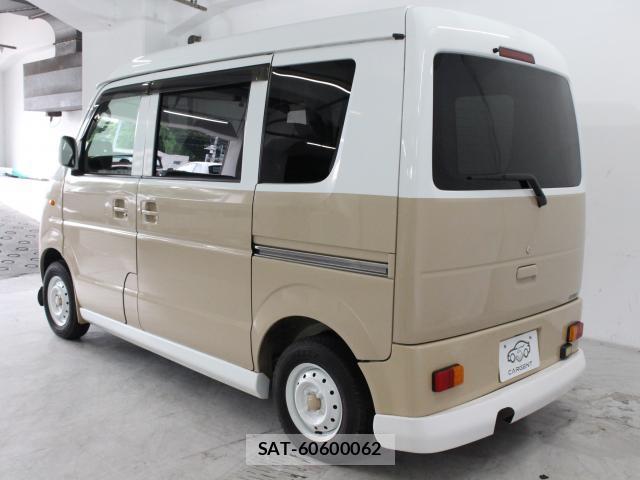 Suzuki EVERY 2010-06 8548731-6