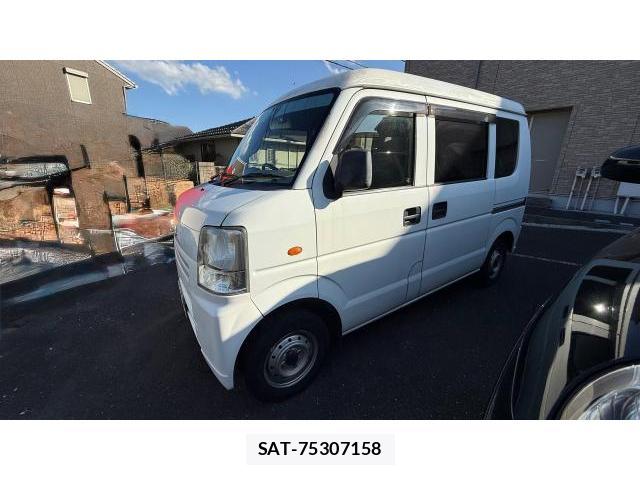 Suzuki EVERY 2010-11 8548827-10