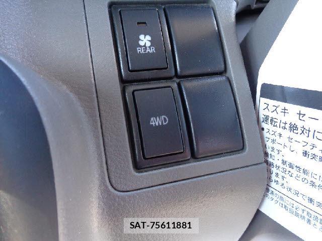 Suzuki EVERY 2023-05 8549475-9
