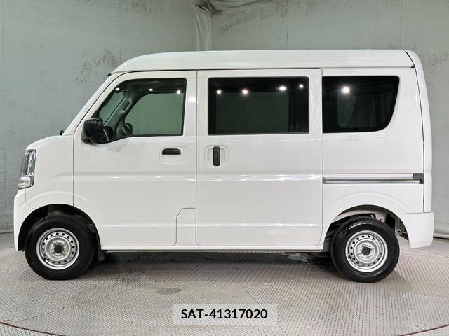 Suzuki EVERY 2023-07 8549777-17