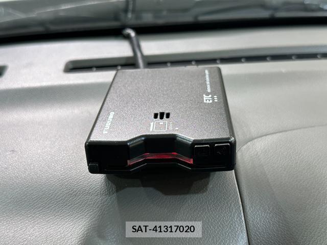 Suzuki EVERY 2023-07 8549777-3