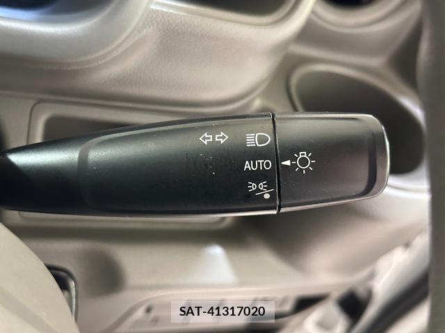 Suzuki EVERY 2023-07 8549777-4