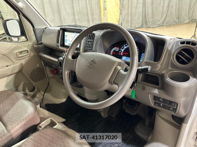 Suzuki EVERY 2023-07 8549777-9