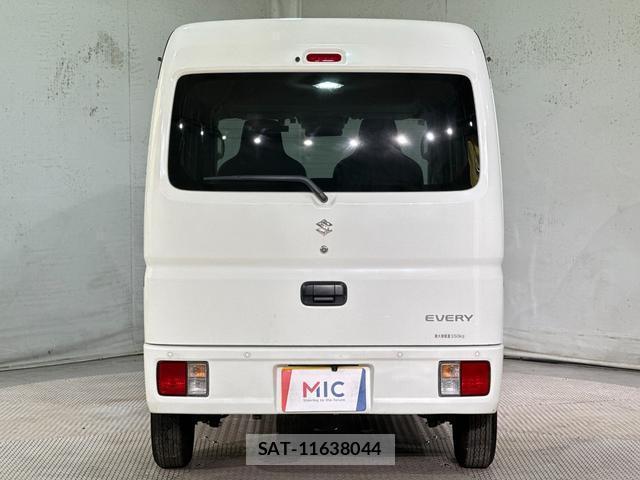 Suzuki EVERY 2023-07 8549808-15