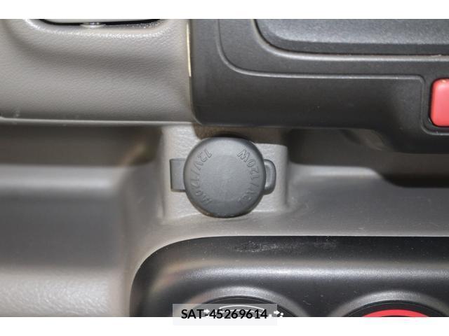 Suzuki EVERY 2016-11 8549908-16
