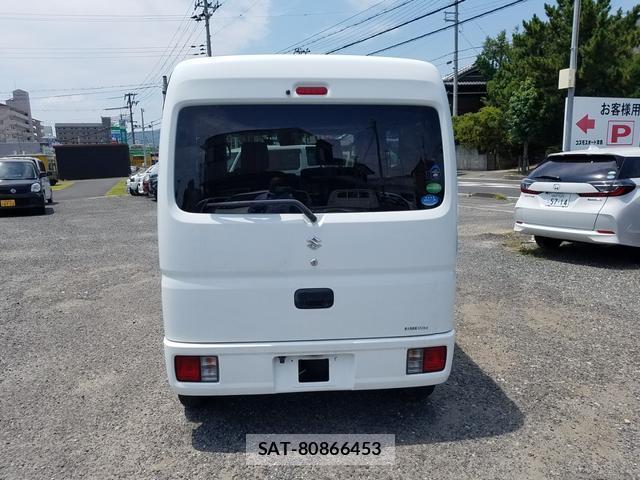 Suzuki EVERY 2016-03 8550494-5