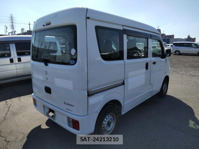 Suzuki EVERY 2020-08 8552175-2
