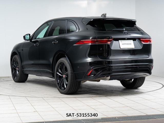 Jaguar F-PACE 2023-07 8546062-13