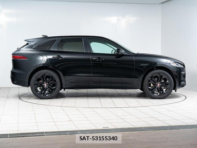 Jaguar F-PACE 2023-07 8546062-15