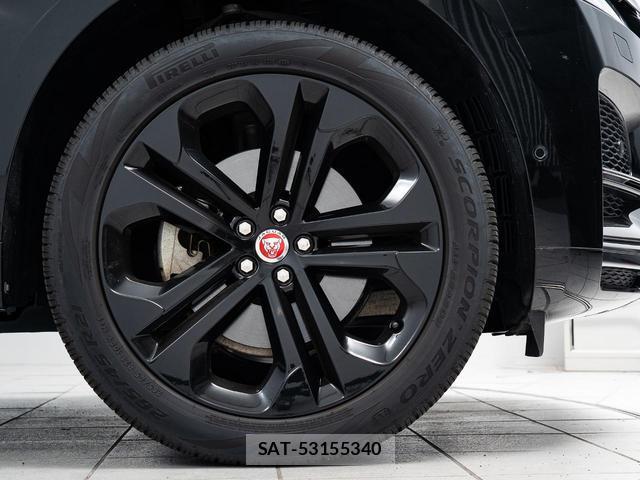 Jaguar F-PACE 2023-07 8546062-16