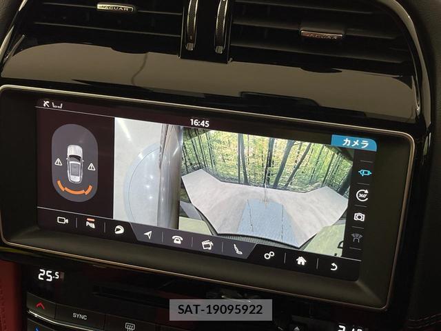 Jaguar F-PACE 2020-03 8547265-14