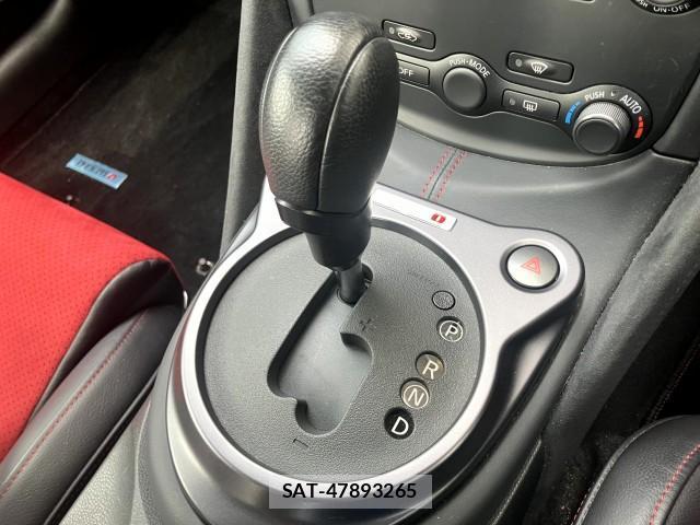 Nissan FAIRLADY Z 2015-08 8550795-12