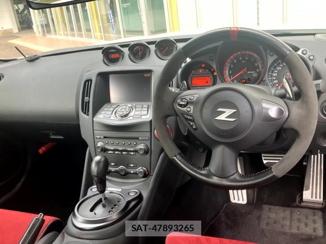 Nissan FAIRLADY Z 2015-08 8550795-3