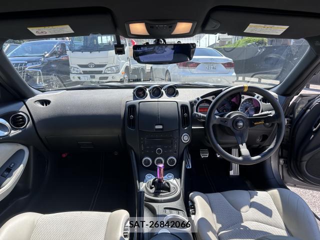 Nissan FAIRLADY Z 2010-08 8551607-5