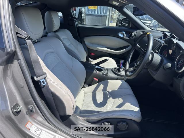 Nissan FAIRLADY Z 2010-08 8551607-6