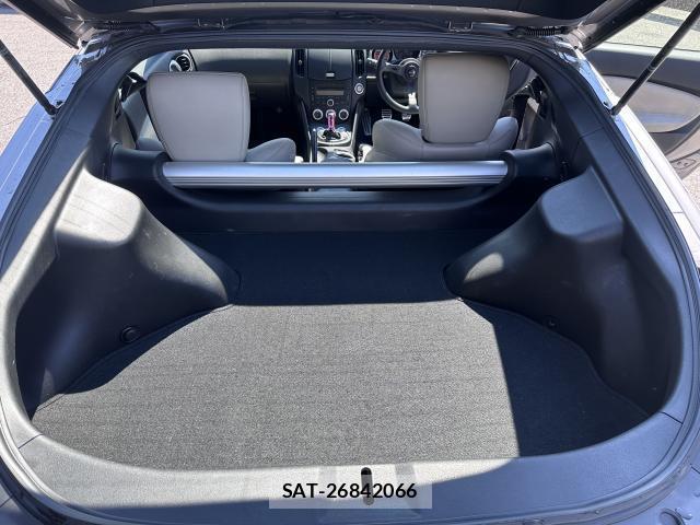 Nissan FAIRLADY Z 2010-08 8551607-7