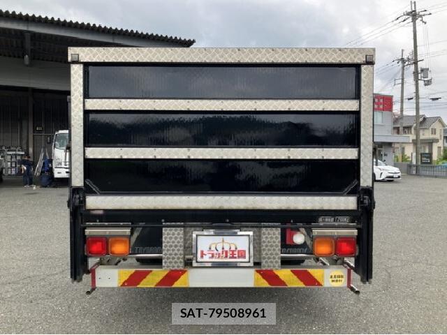 MITSUBISHI FUSO Fighter 2015 8552775-14