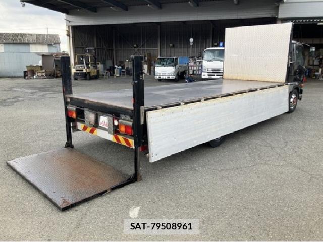 MITSUBISHI FUSO Fighter 2015 8552775-15