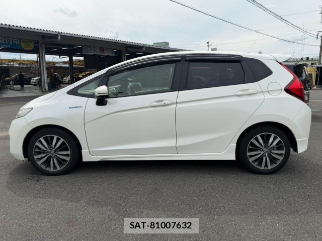 Honda FIT HYBRID 2014-10 8546077-11