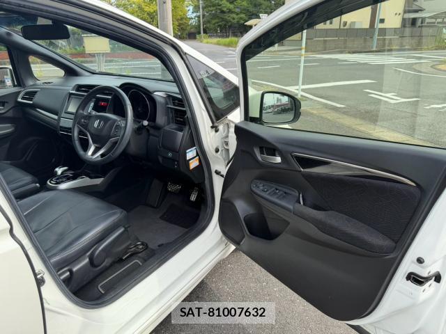 Honda FIT HYBRID 2014-10 8546077-16