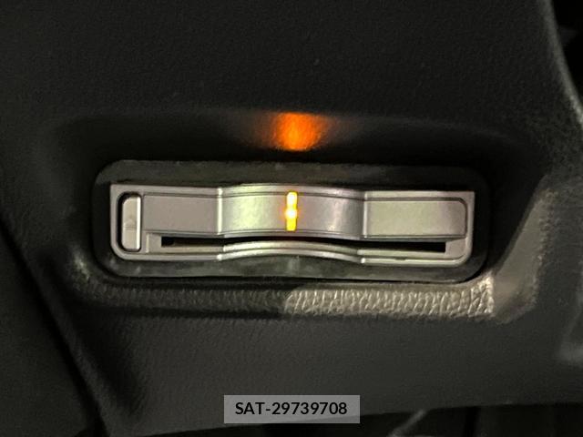 Honda FIT HYBRID 2013-10 8546838-5