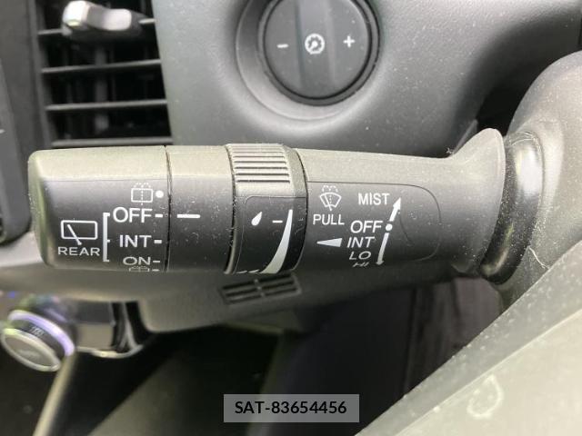 Honda FIT HYBRID 2021-05 8547875-14