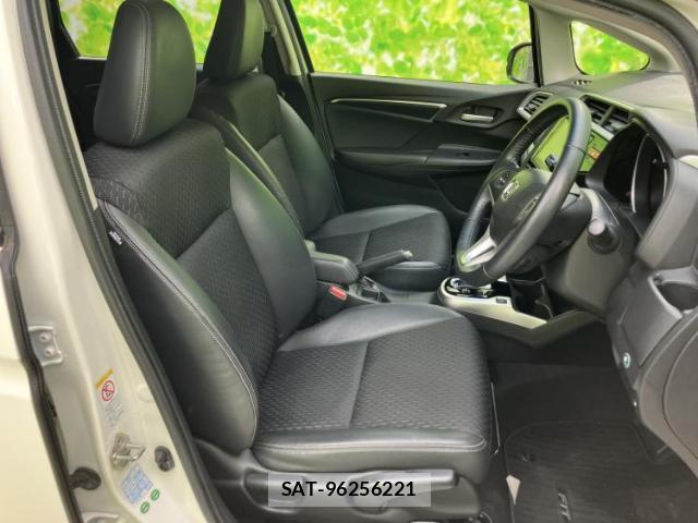 Honda FIT HYBRID 2014-04 8550101-3