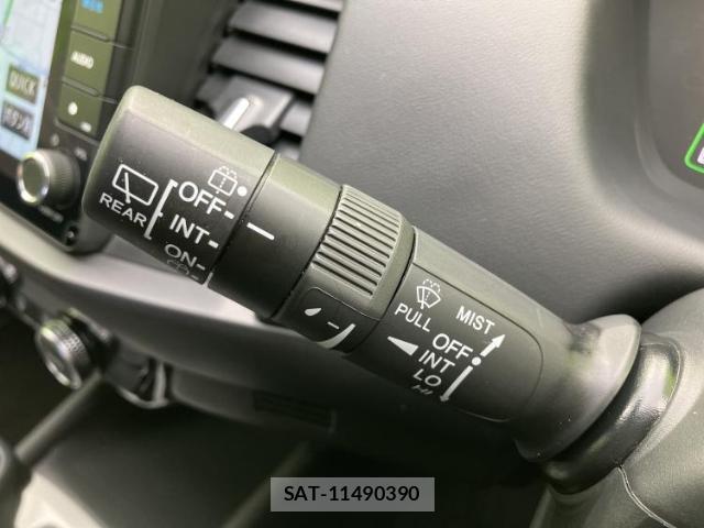 Honda FIT HYBRID 2024-09 8551199-17
