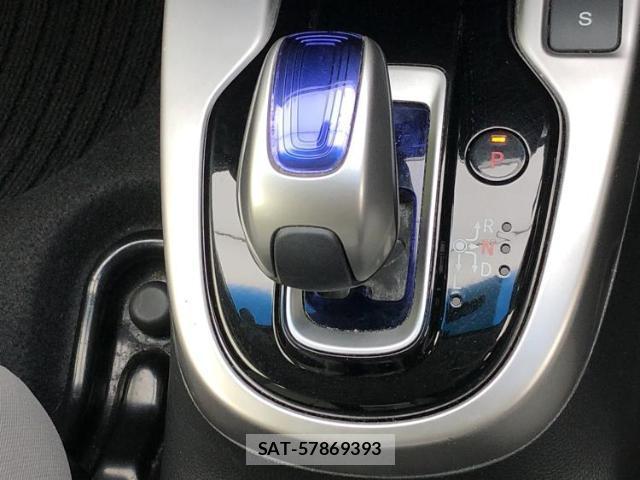 Honda FIT HYBRID 2017-05 8551238-17
