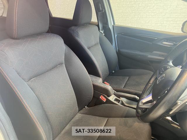 Honda FIT HYBRID 2013-12 8551328-6