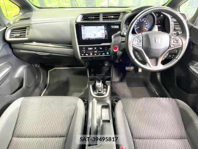 Honda FIT HYBRID 2018-12 8551382-1