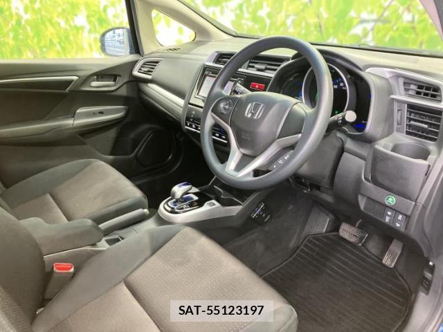 Honda FIT HYBRID 2016-03 8552298-4
